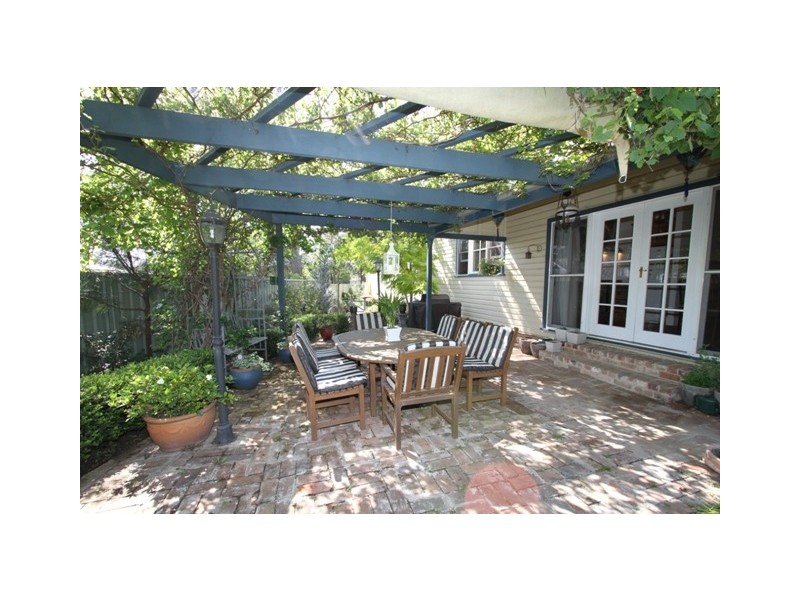 10 Antill Street, Thirlmere NSW 2572