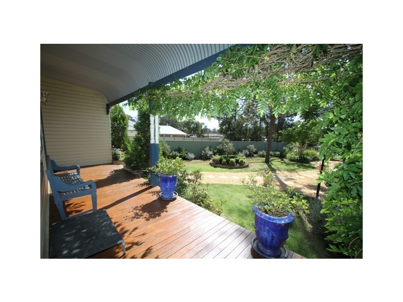 10 Antill Street, Thirlmere NSW 2572