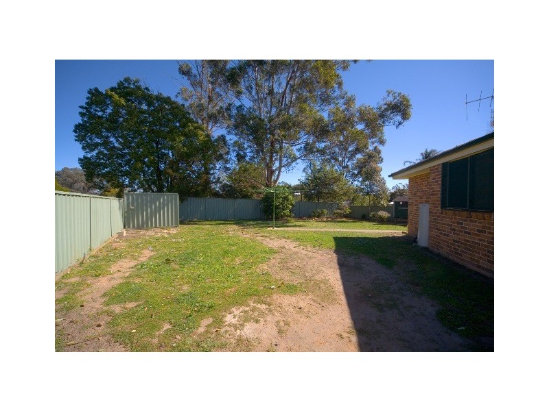 33B Westbourne Avenue, Thirlmere NSW 2572