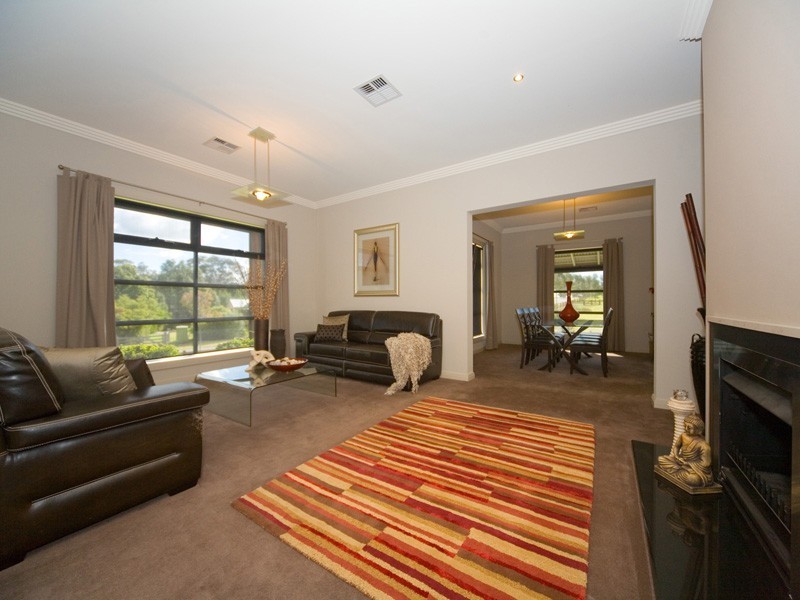 6 Stonequarry Creek Road, Picton NSW 2571