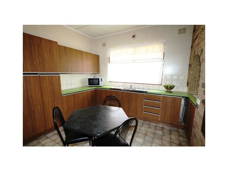 247 Argyle Street, Picton NSW 2571