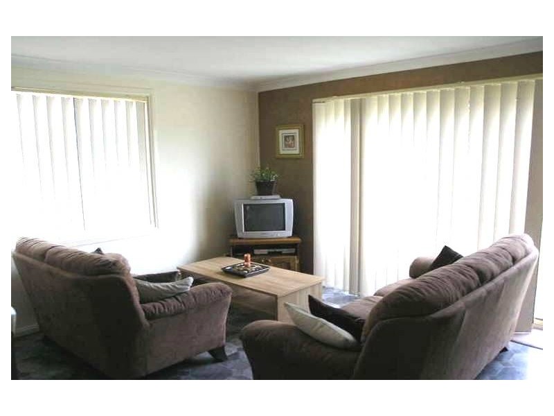 323A Thirlmere Way, Thirlmere NSW 2572