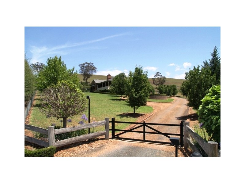 15 Equestrian Drive, Picton NSW 2571