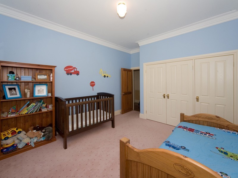 15 Equestrian Drive, Picton NSW 2571