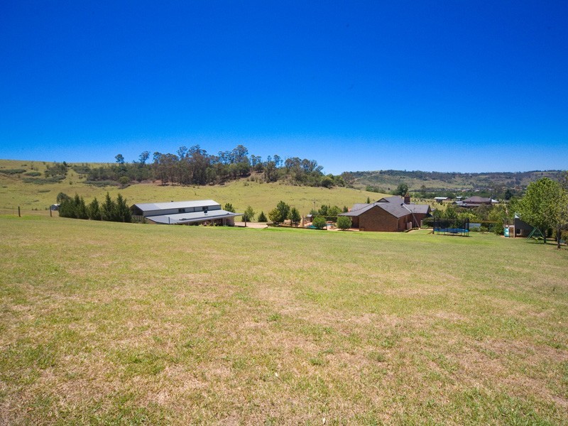 15 Equestrian Drive, Picton NSW 2571