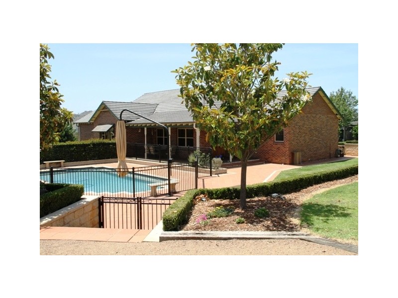 15 Equestrian Drive, Picton NSW 2571