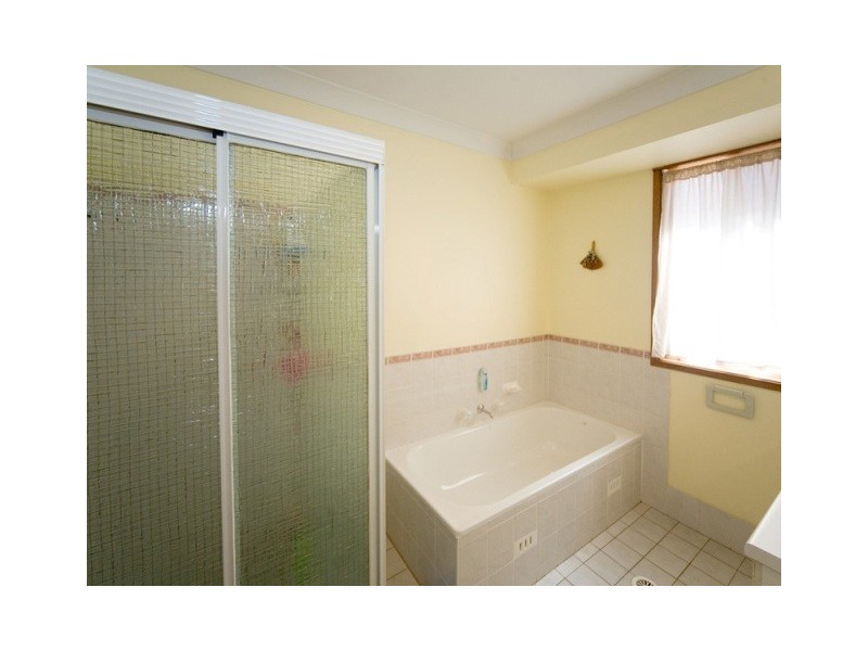 4 Tanya Place, Tahmoor NSW 2573