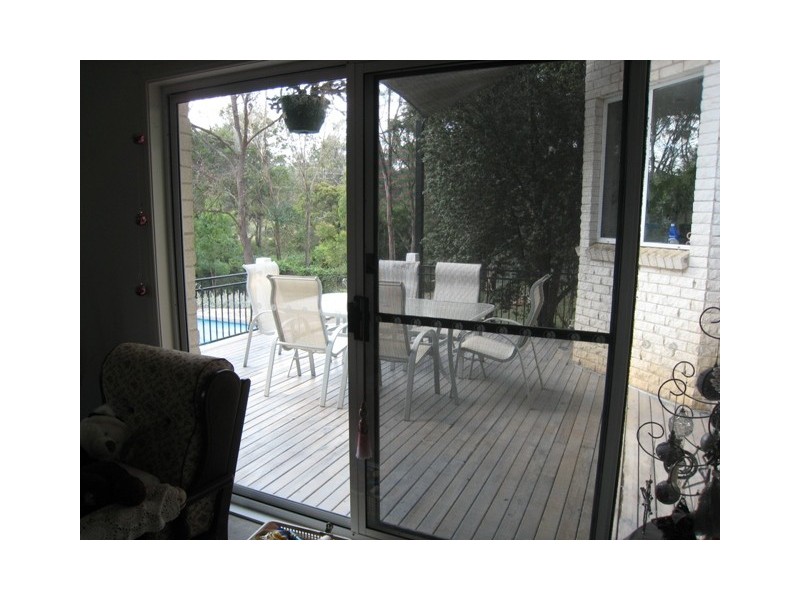 3 Westbourne Avenue, Thirlmere NSW 2572