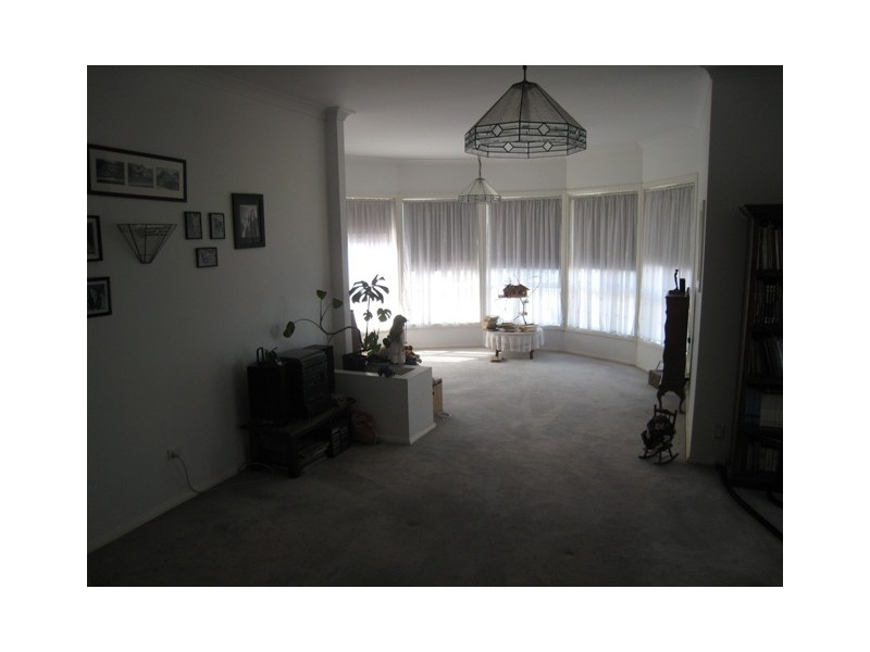 3 Westbourne Avenue, Thirlmere NSW 2572