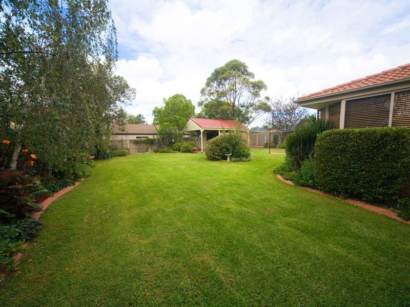 16 Campbell Street, Thirlmere NSW 2572