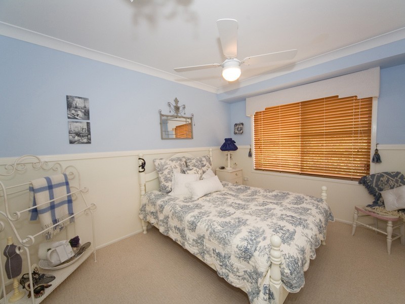 16 Campbell Street, Thirlmere NSW 2572