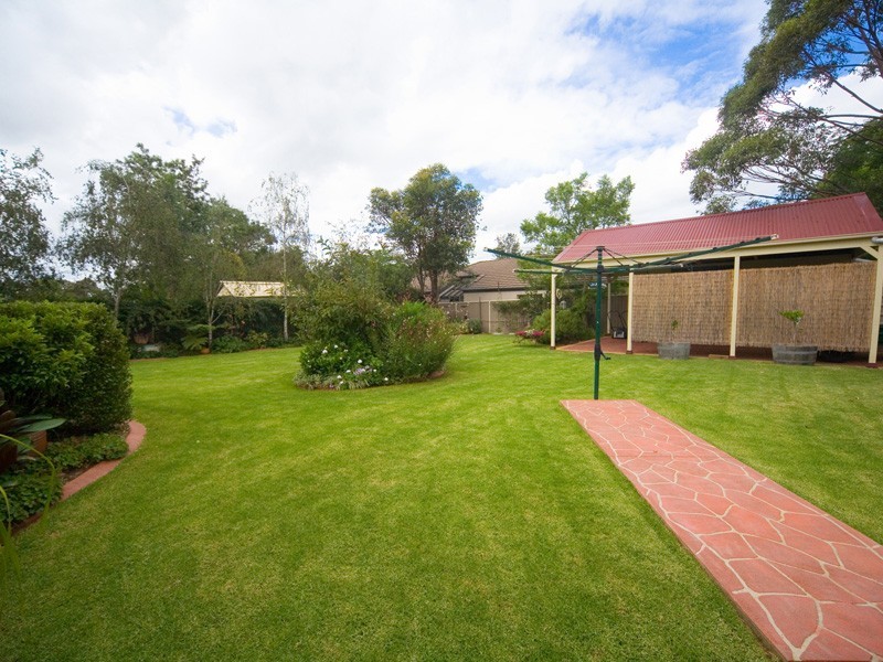16 Campbell Street, Thirlmere NSW 2572