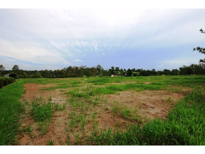 101 Moorland Road, Tahmoor NSW 2573
