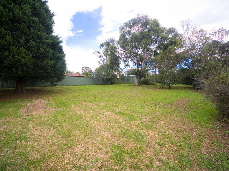 29 Westbourne Avenue, Thirlmere NSW 2572