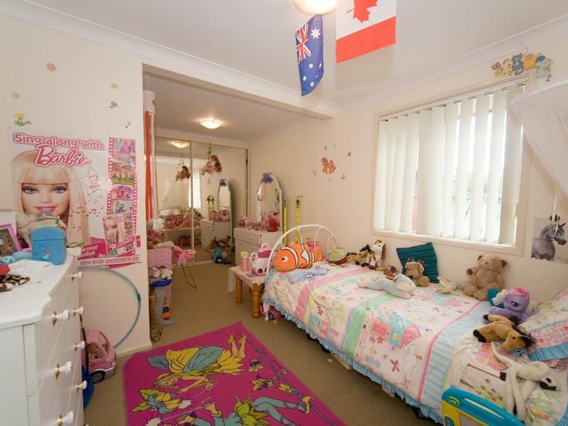 29 Westbourne Avenue, Thirlmere NSW 2572