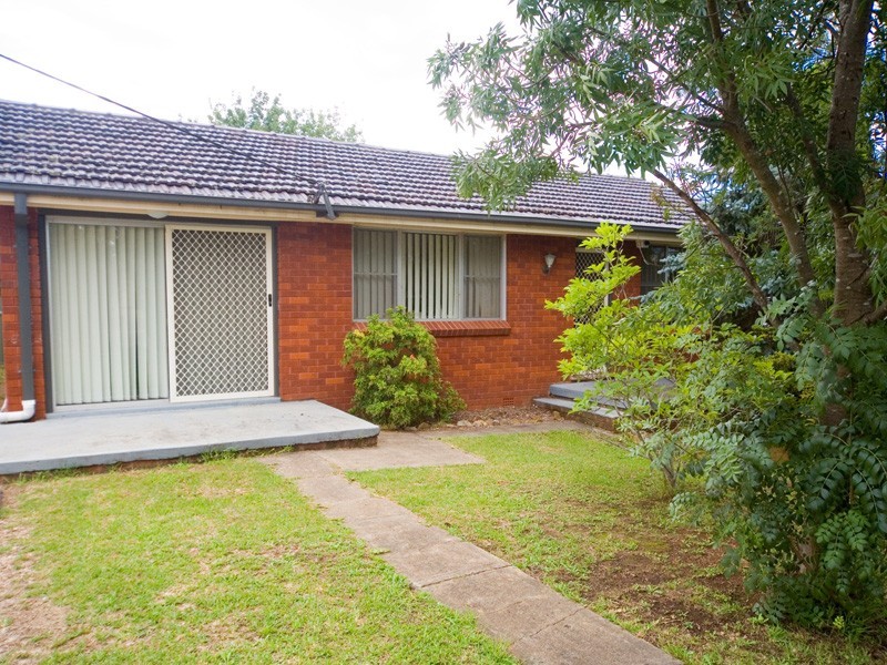 29 Westbourne Avenue, Thirlmere NSW 2572