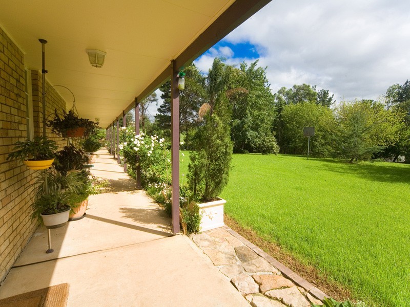 802 Thirlmere Way, Picton NSW 2571