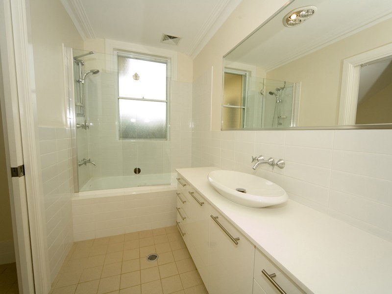 7/253-255 Argyle Street, Picton NSW 2571