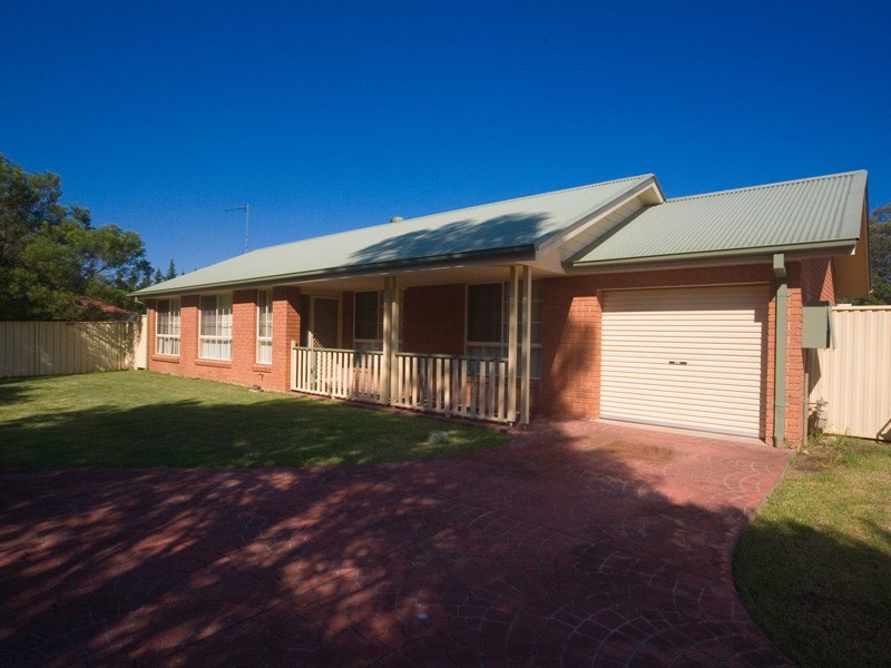 343B Thirlmere Way, Thirlmere NSW 2572