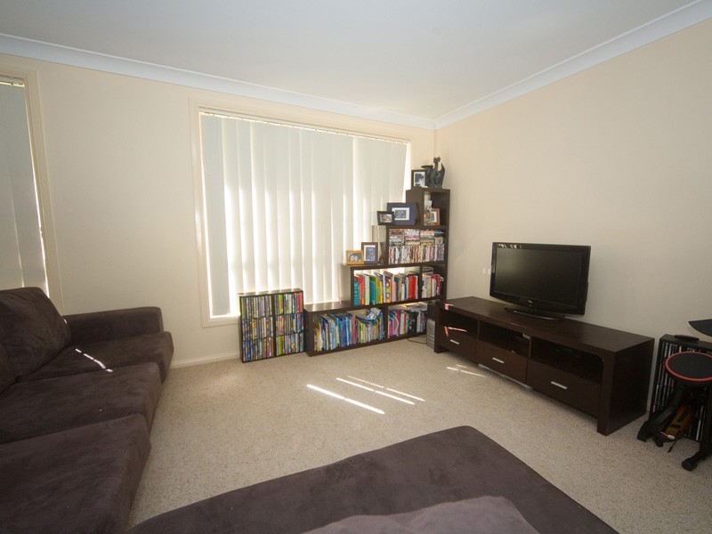 343B Thirlmere Way, Thirlmere NSW 2572