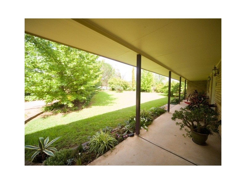 802 Thirlmere Way, Picton NSW 2571