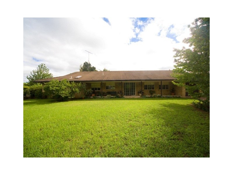 802 Thirlmere Way, Picton NSW 2571