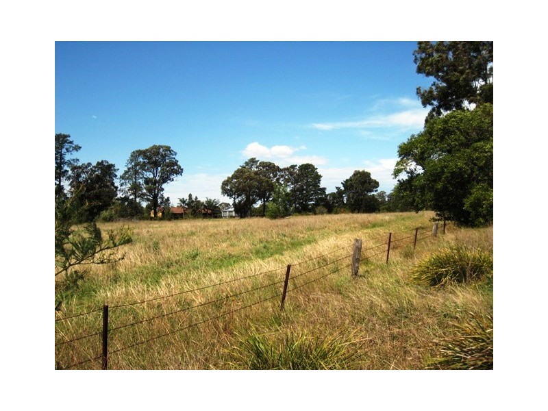 155 Oaks Road, Thirlmere NSW 2572