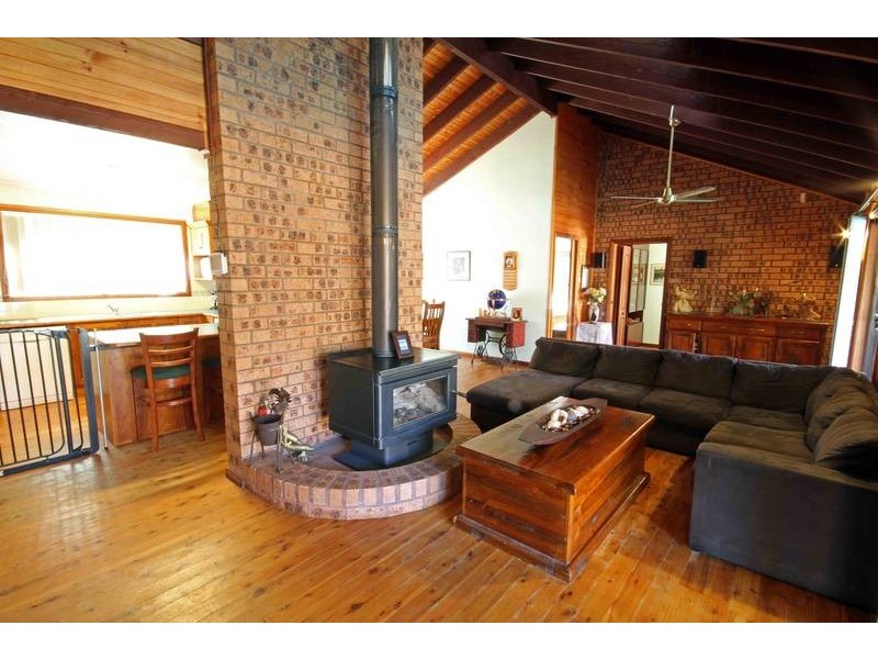 22 Antill Street, Thirlmere NSW 2572