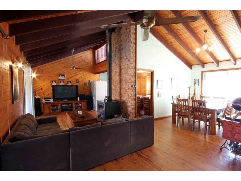 22 Antill Street, Thirlmere NSW 2572