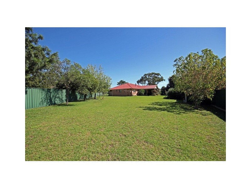12 Kim Close, Thirlmere NSW 2572