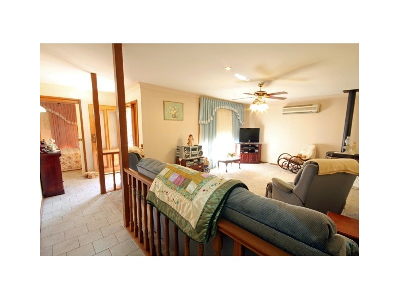 42 Westbourne Avenue, Thirlmere NSW 2572