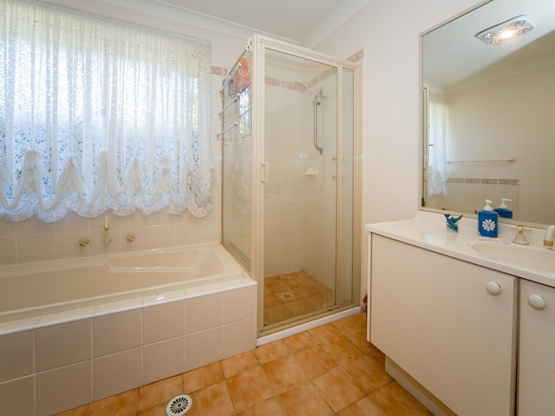 9 Castlereagh Street, Tahmoor NSW 2573