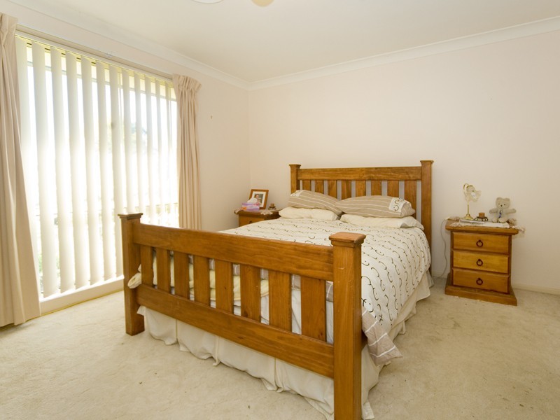 9 Castlereagh Street, Tahmoor NSW 2573