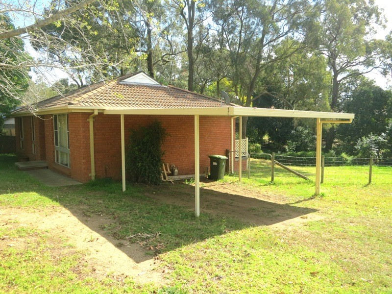 17 Alma Place, Thirlmere NSW 2572