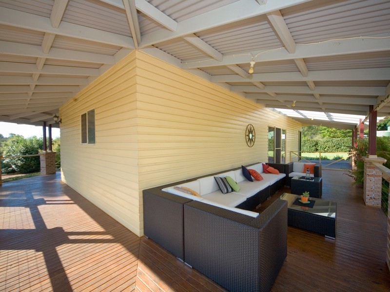 10 Richardson Street, Thirlmere NSW 2572