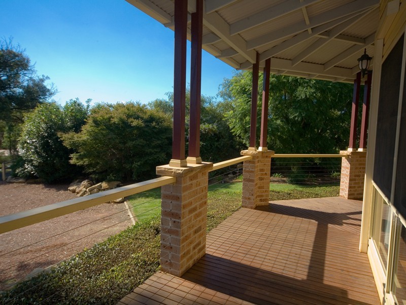 10 Richardson Street, Thirlmere NSW 2572