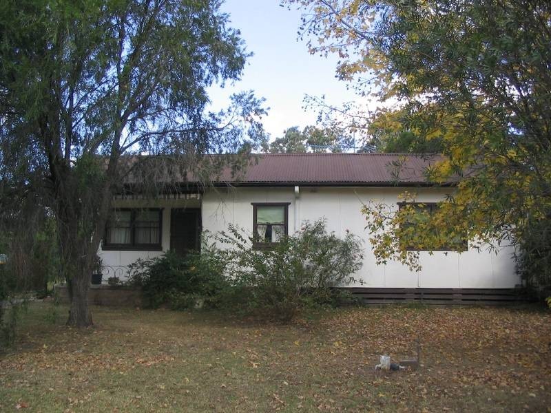 20 Rita Street, Thirlmere NSW 2572