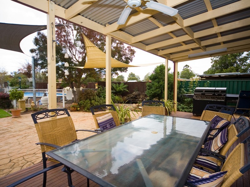 60 Carlton Road, Thirlmere NSW 2572