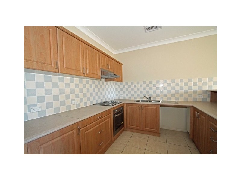 Unit 11 2/3 Colden Street, Picton NSW 2571