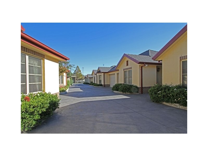 Unit 12/2-3 Colden Street, Picton NSW 2571