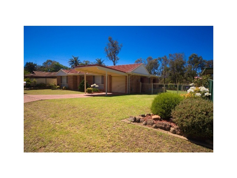 4 Tanya Place, Tahmoor NSW 2573