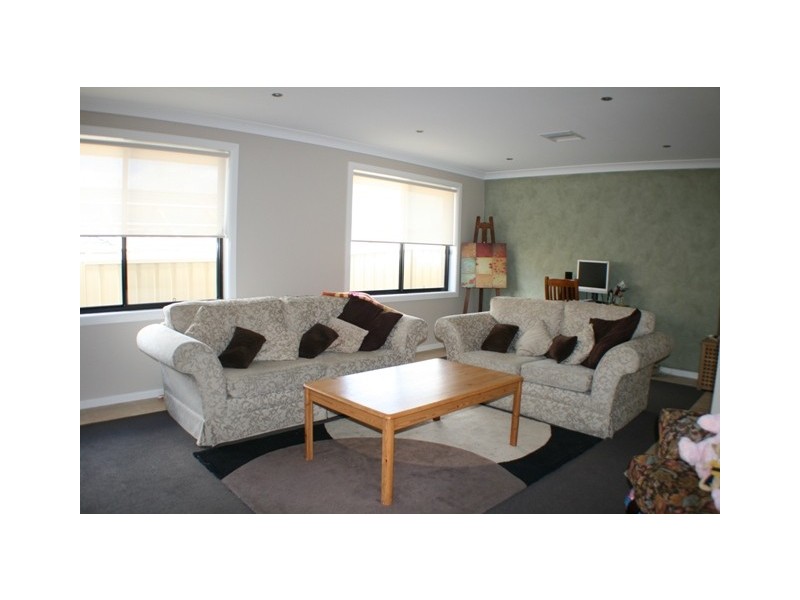 6 Hereford Way, Picton NSW 2571