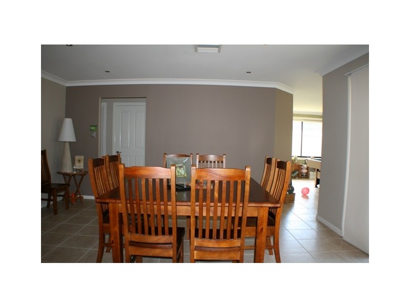 6 Hereford Way, Picton NSW 2571