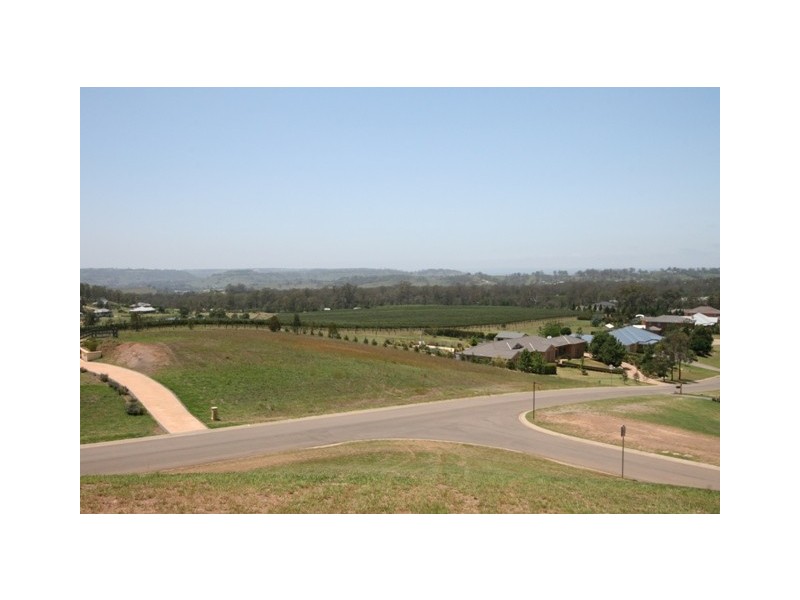 16 The Grange, Picton NSW 2571