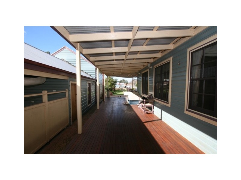 60 Carlton Road, Thirlmere NSW 2572