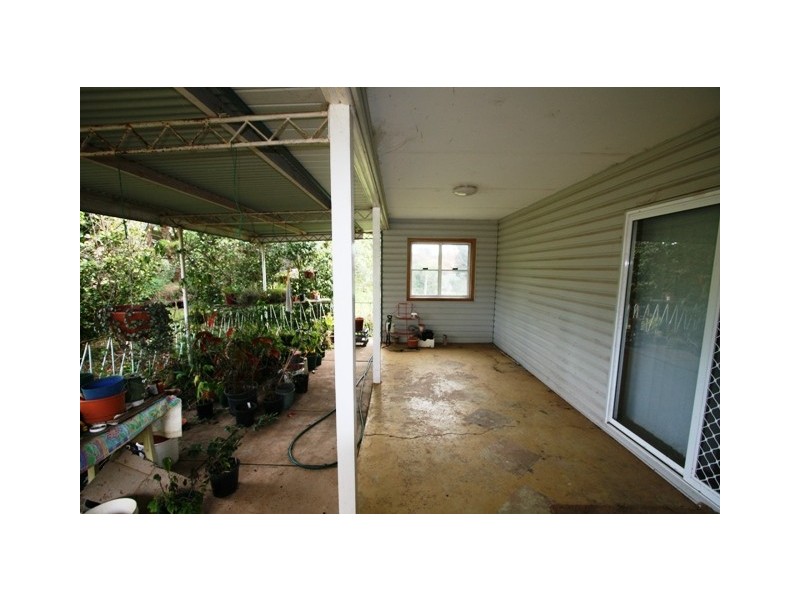 70 Nixon Road, Thirlmere NSW 2572