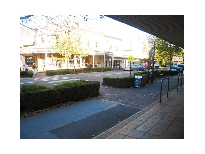 2/149 Argyle Street, Picton NSW 2571