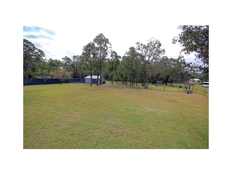 63 Kent Road, Picton NSW 2571