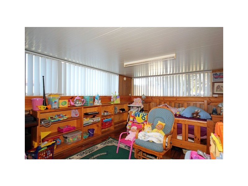 4 Park Street, Tahmoor NSW 2573