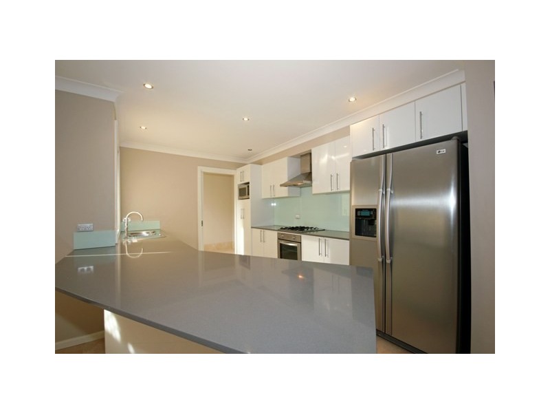 6 Hereford Way, Picton NSW 2571